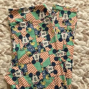⭐️Mickey Mouse Leggings by LulaRoe